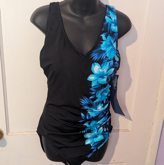 Croft & Barrow Black and Blue Swimsuit - Picture 1 of 4